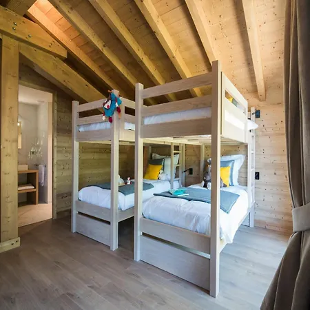 Chalet With Fireplace In Megeve