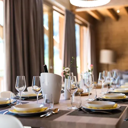 Chalet With Fireplace In Megeve